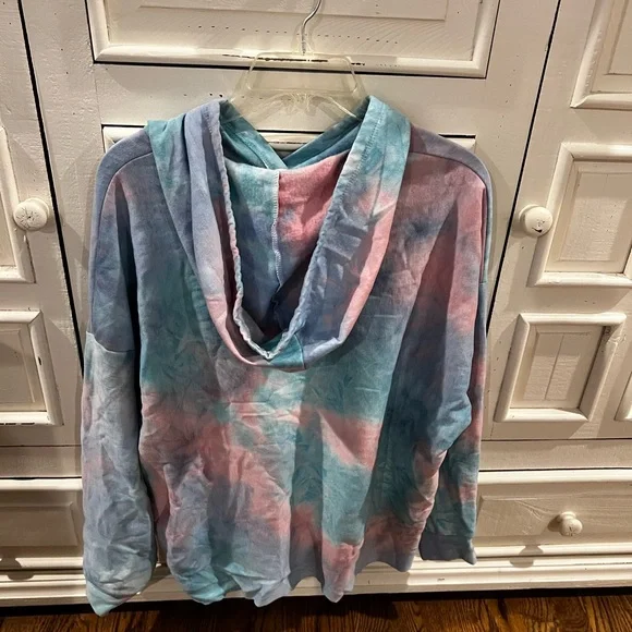 Tie-Dye Hoodie - Picture 3 of 3